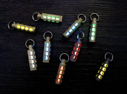 Nuovo Ciondolo Portachiavi in  - Tritium Gas Tube recensione e prezzo